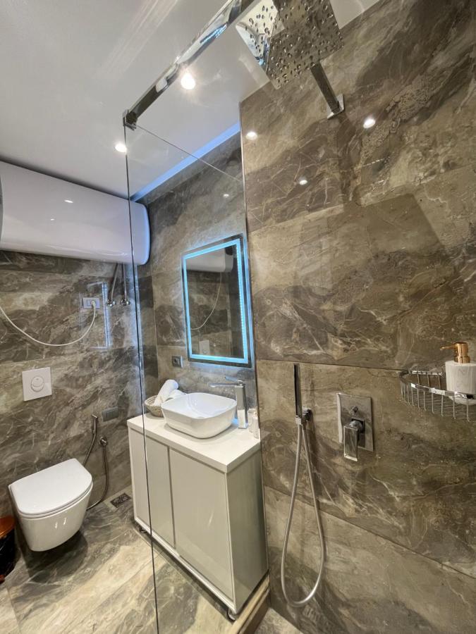 Apartament Adriatic Treasure Apt, Luxury & Beachfront - By Beta Premium Golem (Tirana)